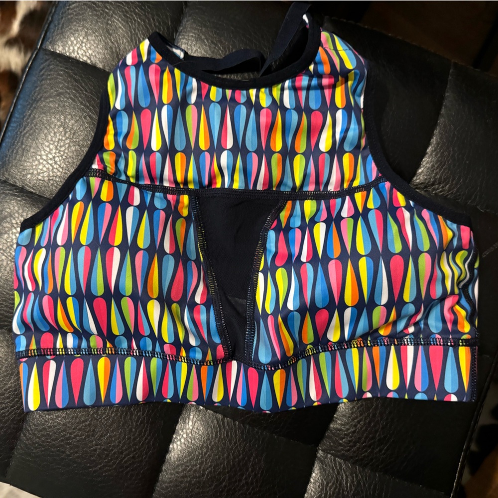 Chestee Bra size 6